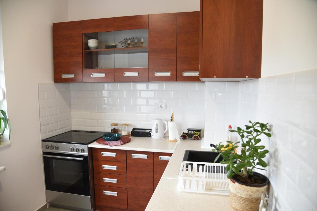 Ferienwohnung Avenija Oaza Novi Sad Exterior foto
