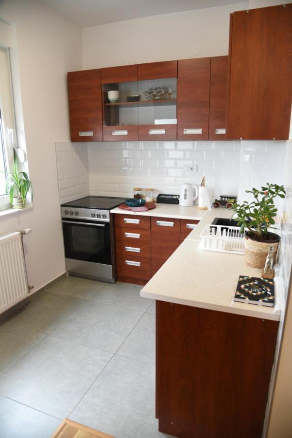 Ferienwohnung Avenija Oaza Novi Sad Exterior foto